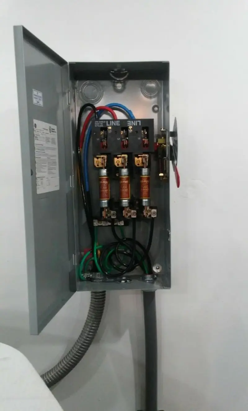 Three-phase disconnect switch installed for Smoke Detector Installation in Lyons